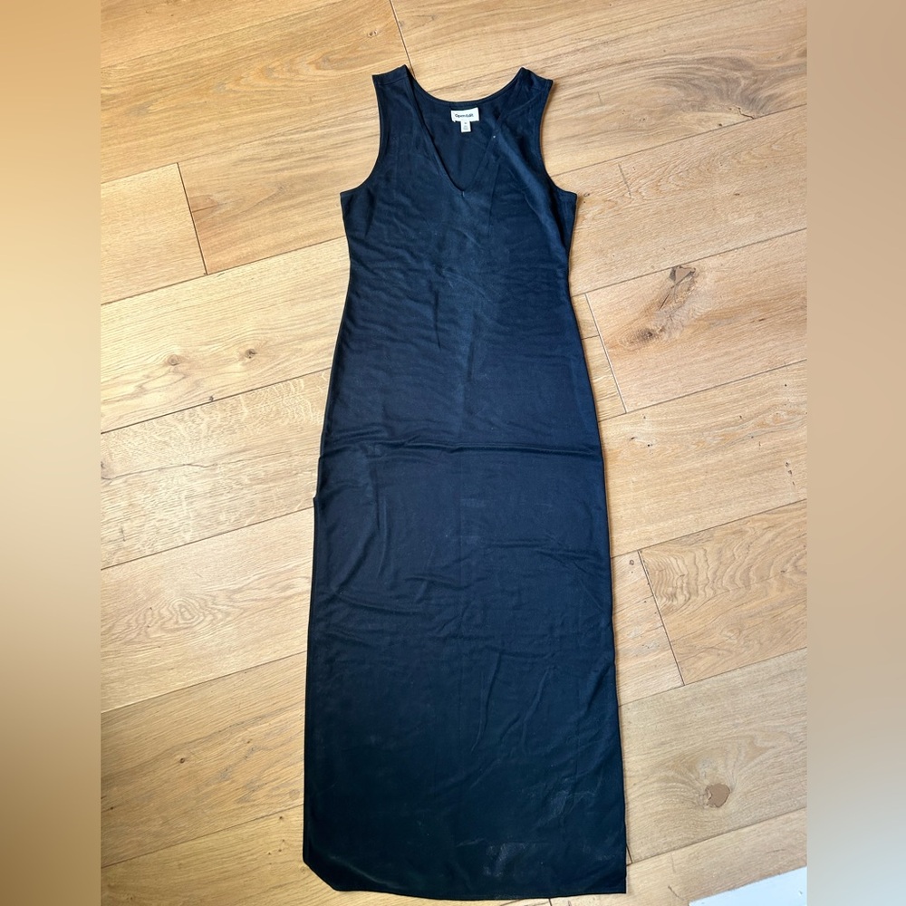 Chic Black Sleeveless Maxi Dress